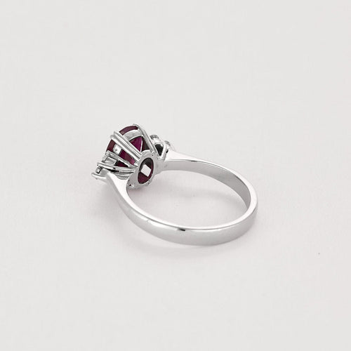 Bague 54 Bague en Or blanc rubis et diamants 58 Facettes LJ25-302