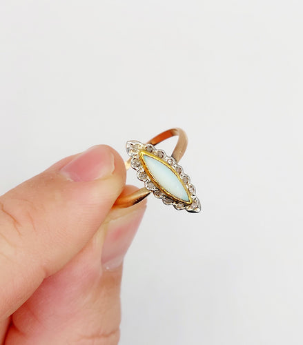 Bague 57 Bague marquise or rose, opale et diamants taille rose (circa 1900) 58 Facettes A06341