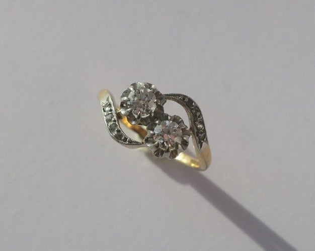 Bague 51.5 Bague Toi et Moi ancienne en or jaune 18k et platine, diamants 58 Facettes