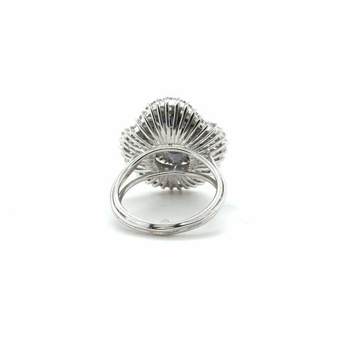 Bague 56 Bague Jupe Or blanc - Tanzanite et Diamants - Année 70 58 Facettes 1.0002595/1