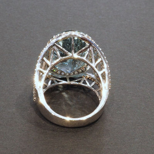 Bague 54 Bague aigue-marine en or blanc 18 carats et diamants 58 Facettes 4802