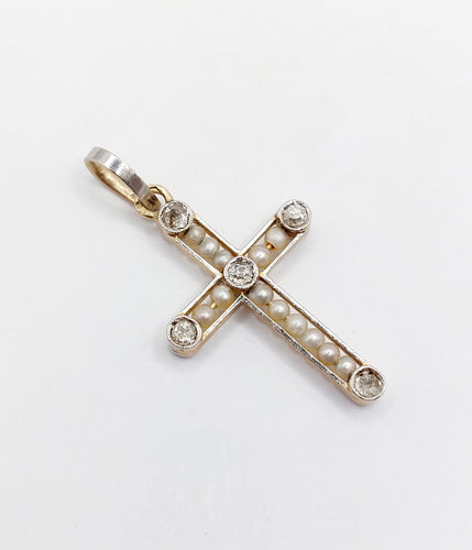 Pendentif Pendentif croix Art Déco or, diamant taille ancienne, diamant taille roses et perles (circa 1920) 58 Facettes A05200