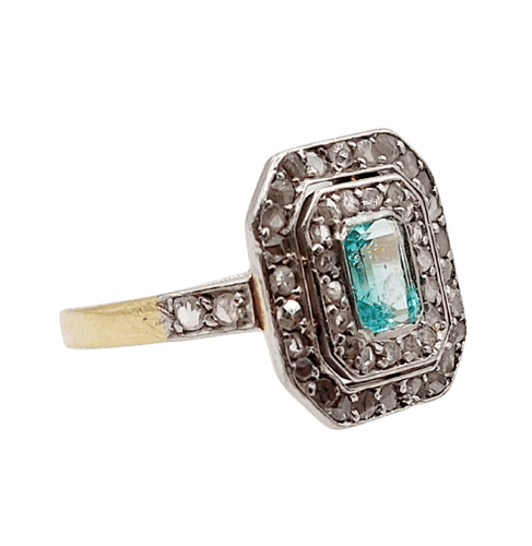 Ring Art Deco i 18k guld och Platina, smaragd och rosenstensslipade diamanter 