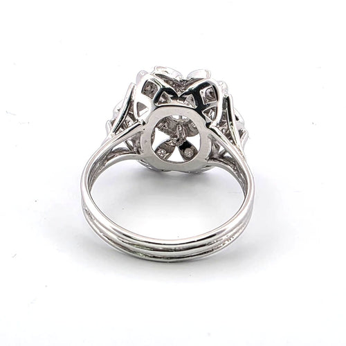 Anello in oro bianco 18k e diamanti 