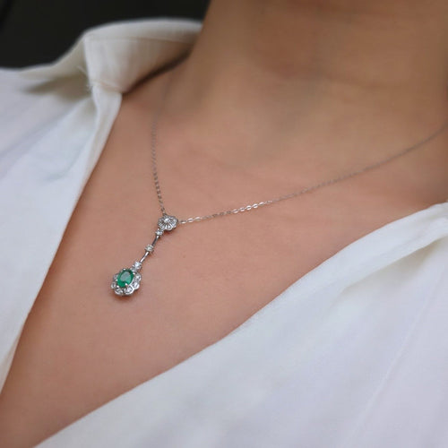 Collier pendentif Émeraude & Diamants – Or Gris 18K 58 Facettes