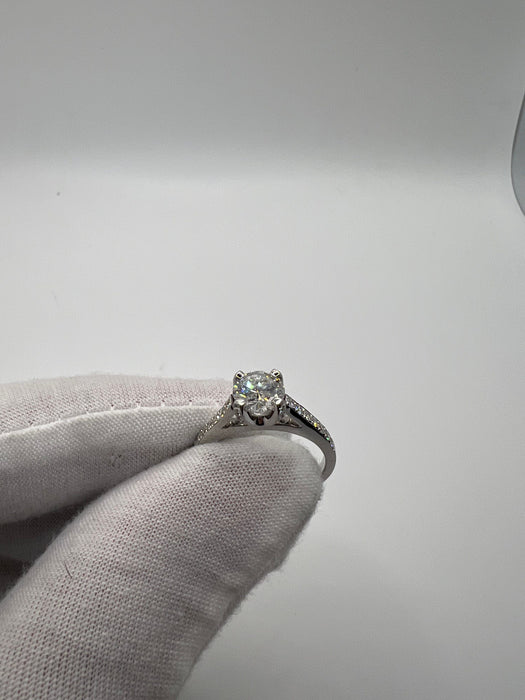 51 Bague solitaire or blanc diamant 1,36 ct 58 Facettes 00019701