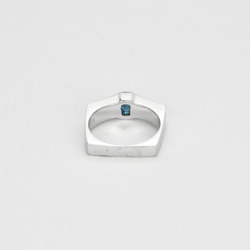 Bague 54 Bague Prestige en or blanc et saphirs 58 Facettes LP1175