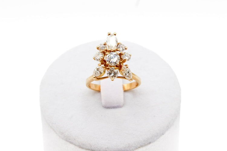 Bague 54 Bague marquise or jaune, diamants 58 Facettes 240076