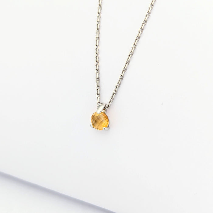 Collier Collier en or blanc et citrine 58 Facettes 30824