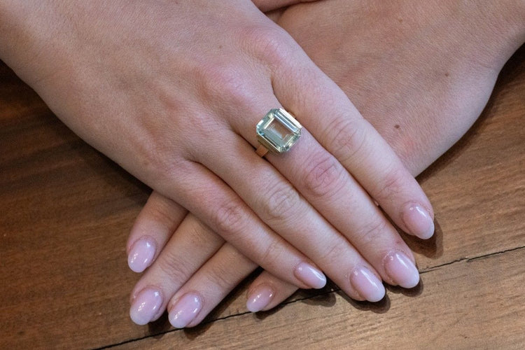 Bague 52 Bague ancienne aquamarine 8,50 ct en or jaune, Suède 1942 58 Facettes 11622