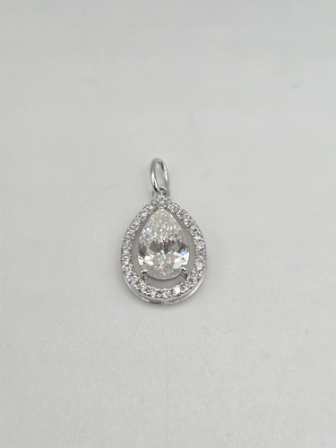 Pendentif Pendentif poire 18 carats 58 Facettes