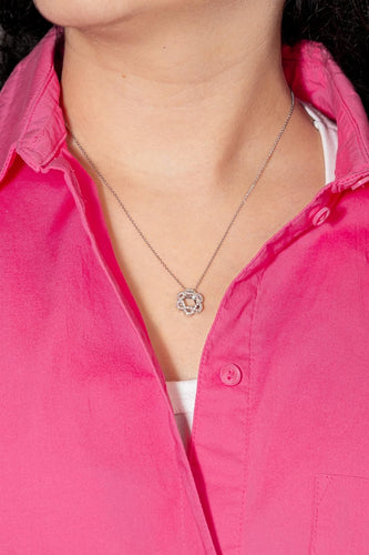 Collier Collier Pendentif Or blanc Diamant 58 Facettes 4520965RV