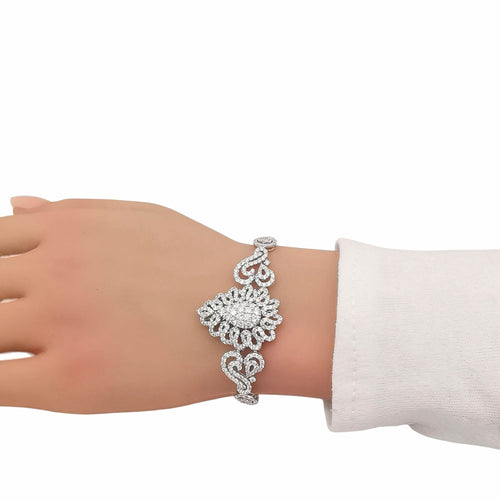 Bracelet Bracelet en or blanc et diamants 58 Facettes