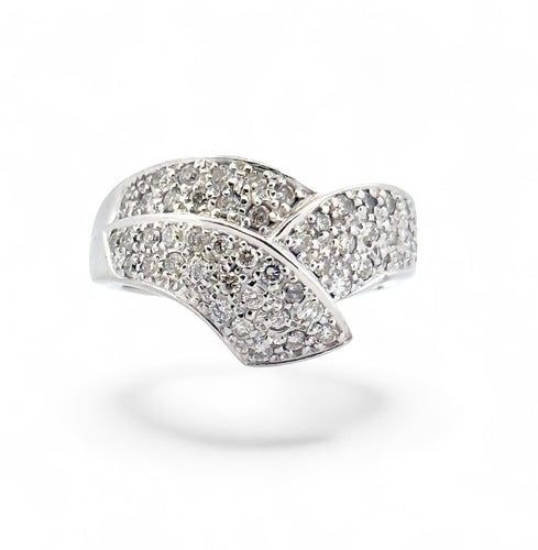 Bague 51 Bague croisée en or blanc et diamants 58 Facettes