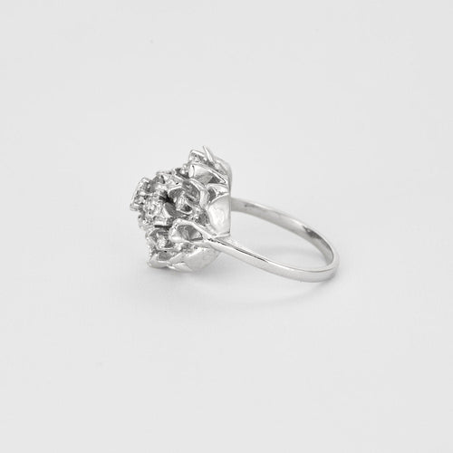 Bague Bague Fleur or blanc diamants 58 Facettes LP1057/13