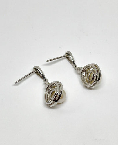 Boucles d'oreilles Boucles d’oreilles or blanc perles et diamants 58 Facettes