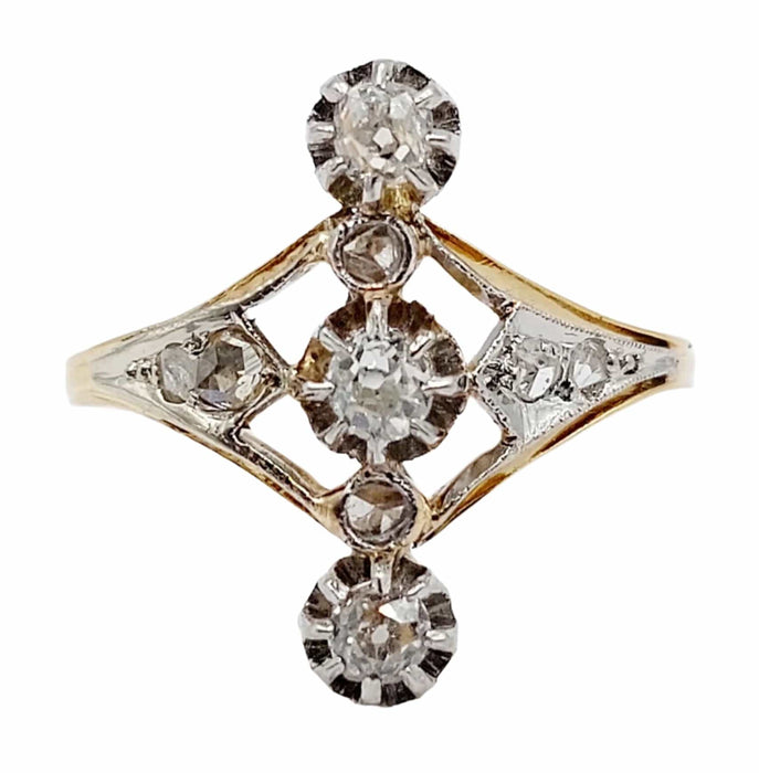 Bague 53.5 Bague marquise or et platine, diamant taille ancienne, diamants taille rose (circa 1900) 58 Facettes A04440