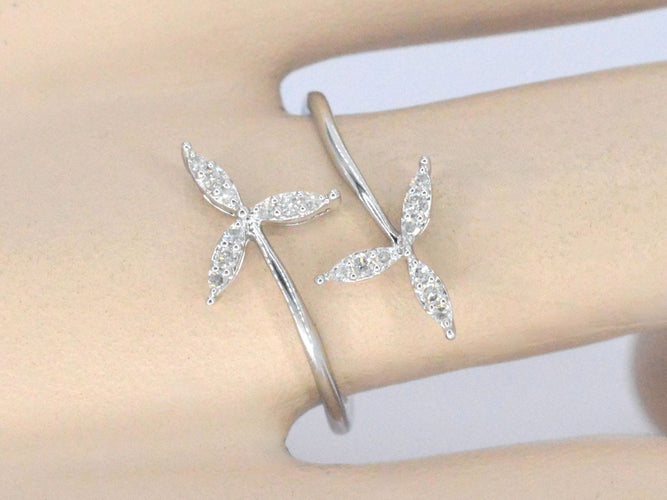 Bague 54 Bague en or blanc avec diamants 58 Facettes 2334