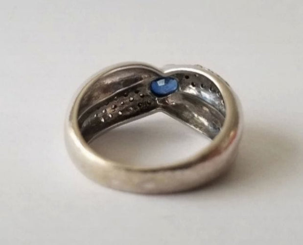 Bague 53 Bague or blanc saphir diamants 58 Facettes