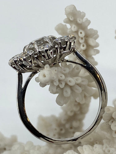 Bague 51 Bague marguerite, diamants 58 Facettes AB15