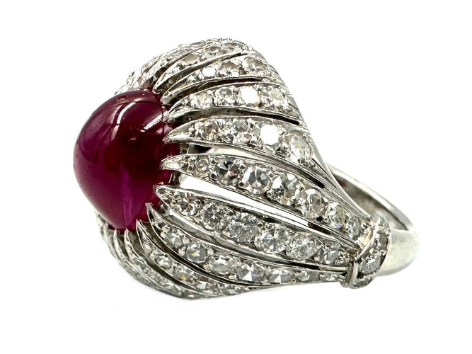 Bague Bague Art-Déco ornée d'un rubis birman naturel étoilé et de diamants 58 Facettes