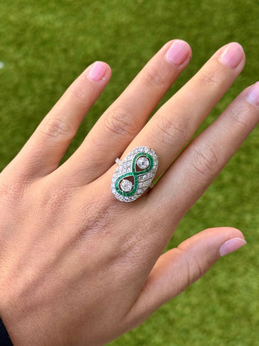 Bague 54 Bague de style Art déco en platine avec diamants et émeraudes 58 Facettes