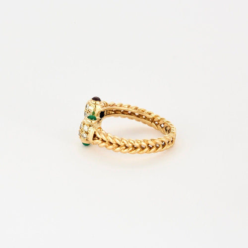 Bague 52 Bague vintage en or jaune, diamants, rubis et émeraudes. 58 Facettes