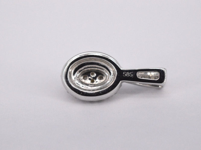 Pendentif Pendentif en or blanc avec diamants 58 Facettes 2028