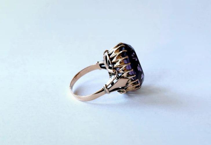 Bague 54 Bague cocktail or et Améthyste 58 Facettes