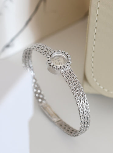 Montre Jaeger-LeCoultre - Montre femme or blanc et diamants, vers 1960 58 Facettes JLC-400