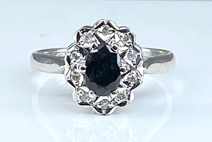 Bague 46 Bague en or blanc saphir et 10 diamants 58 Facettes AB361