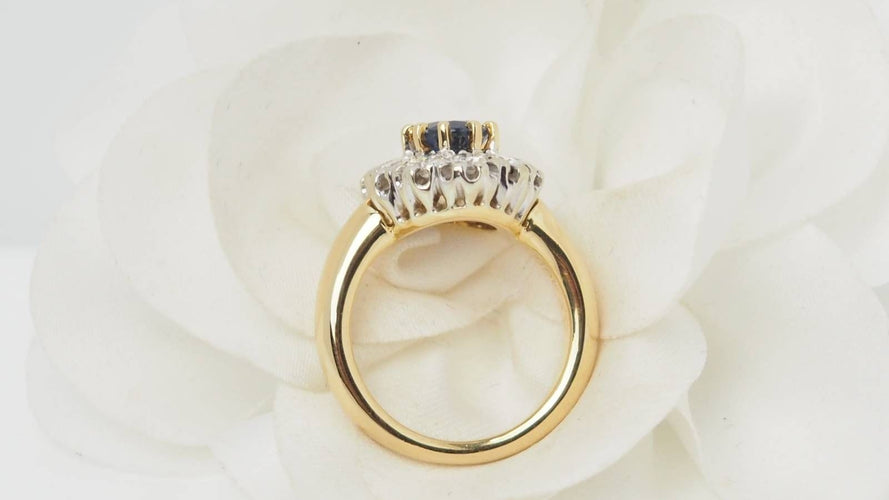 Bague 52 Bague Pompadour en or jaune, saphir et diamants 58 Facettes 32521