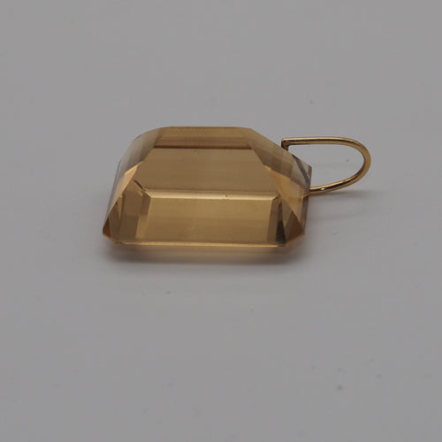 Pendentif Pendentif or jaune Citrine 37.59 ct 58 Facettes