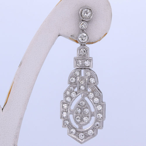 Boucles d'oreilles Boucles d'oreilles Art Déco en or blanc avec diamants 58 Facettes