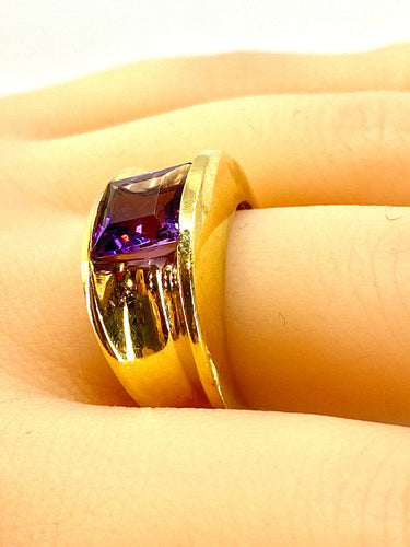 Anel quadrado ametista ouro amarelo