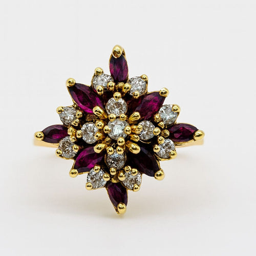 54 Anillo de Oro amarillo con Rubíes y Diamantes. 58 Facettes 50154