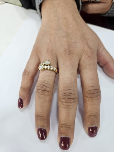 Bague 55.5 Bague contemporaine à griffes en or jaune et diamants 1,00 ct 58 Facettes Q386B