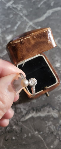 Bague 53 Belle Epoque Bague Toi et Moi en or blanc, diamants, perle naturelle 58 Facettes