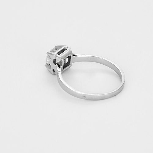 Bague 58,5 Solitaire en Platine et Diamant 58 Facettes QUI0760