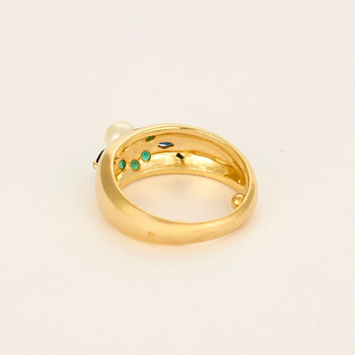 Yellow gold ring, emeralds, sapphire and pearl 