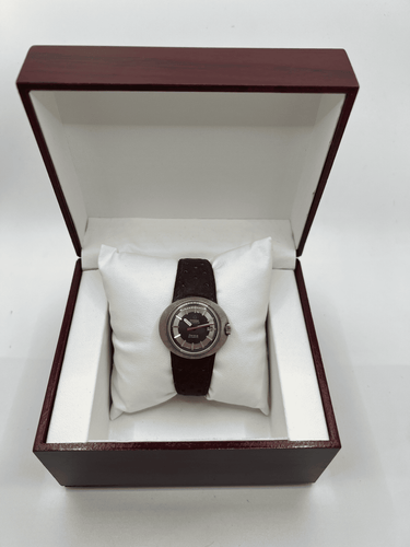 Montre Omega Dynamic 58 Facettes