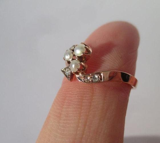 Bague 53.5 Bague 19e trèfle porte bonheur or rose, demies perles fines, diamants 58 Facettes