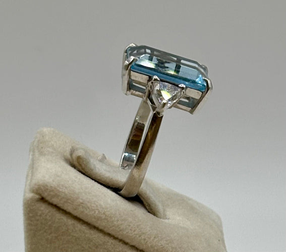 Bague 52 Bague Aigue-Marine et diamants en or blanc 58 Facettes