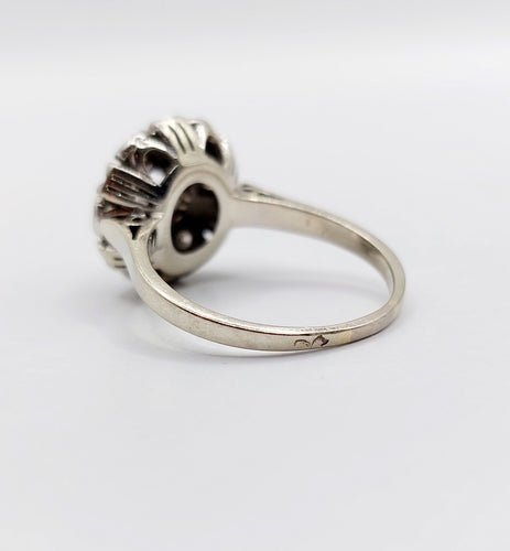 Bague 52.5 Bague fleur art deco or blanc 18k et 0,50 carats de diamants 58 Facettes A06179