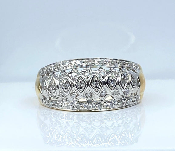 Anel jonc em ouro amarelo e diamantes 