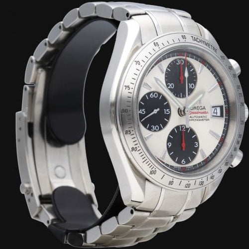 Omega Speedmaster Date -kello 