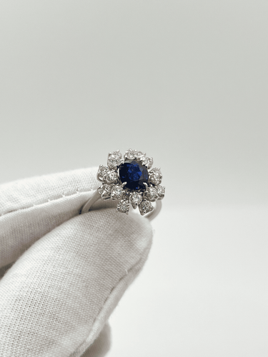 Bague 55 Bague marguerite or blanc, saphir, diamants 58 Facettes 00032901