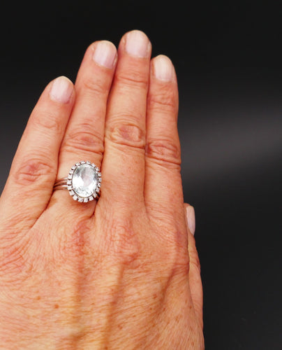 Bague 55 Bague Sertie d'Une Aigue Marine naturelle Et Diamants. 58 Facettes C12-04