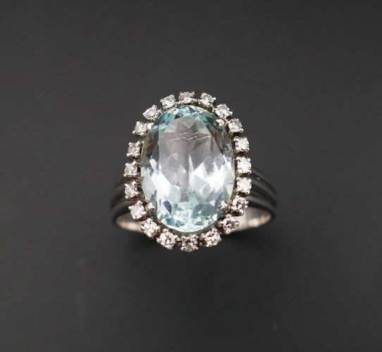 Bague 55 Bague Sertie d'Une Aigue Marine naturelle Et Diamants. 58 Facettes C12-04