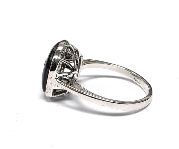 Bague 54 Bague en platine ornée d'onyx taillé à la main et d'un gros diamant taille ancienne 58 Facettes